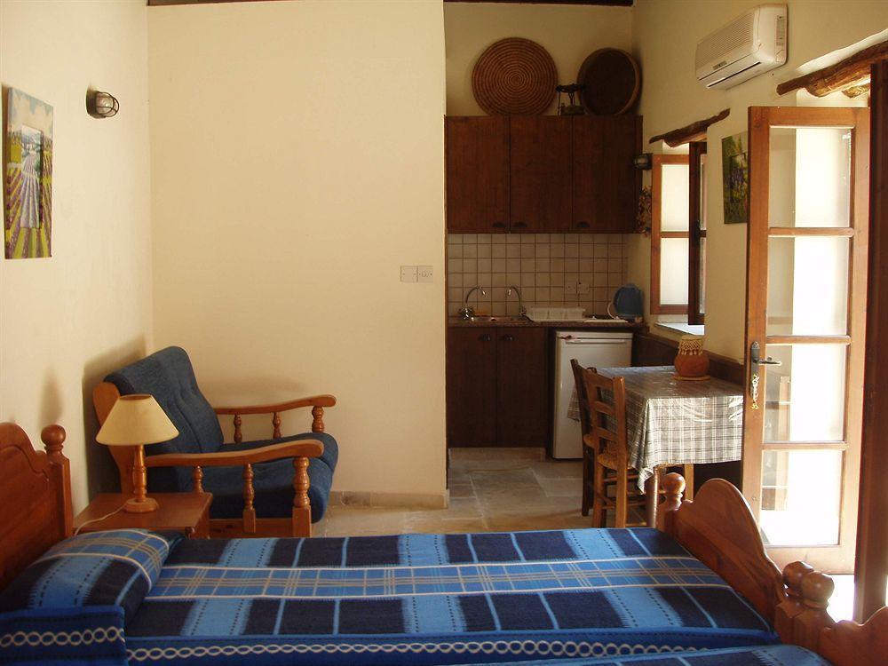 Niovi House Apartment Tochni Exterior photo