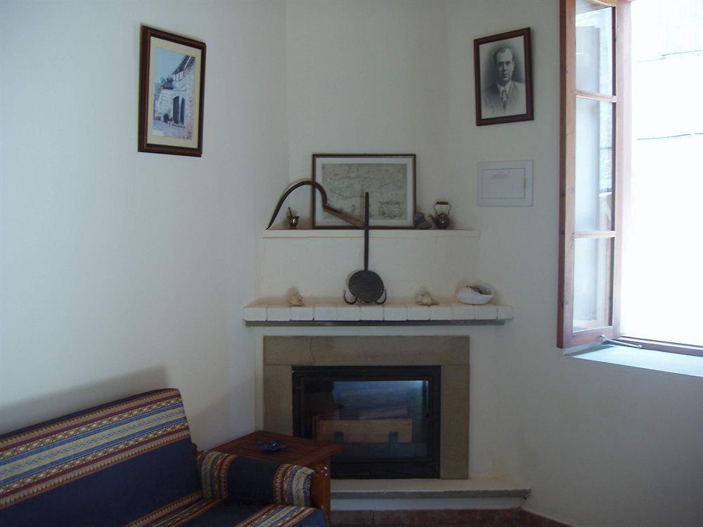 Niovi House Apartment Tochni Exterior photo